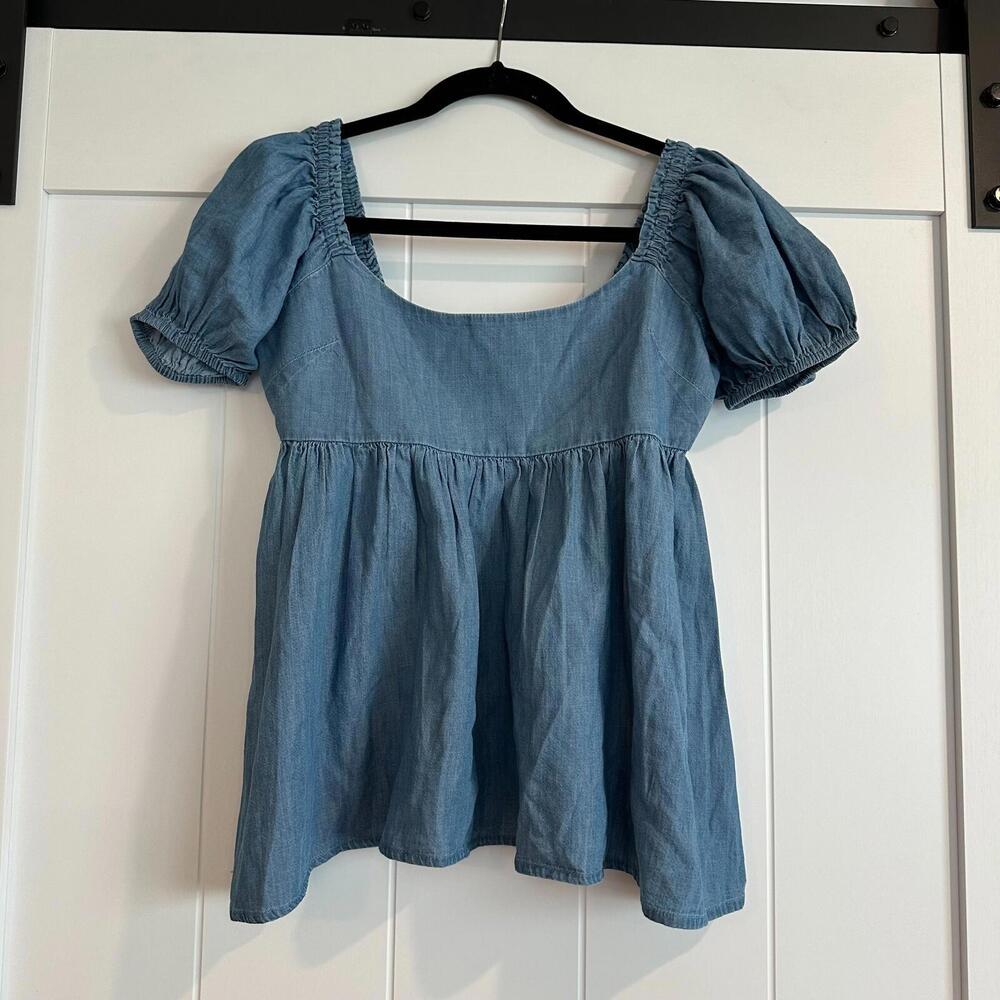 NWOT UNBRANDED Soft‎ Chambray Babydoll Top